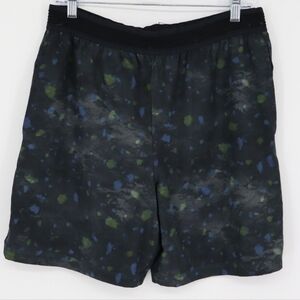 Fabletics Men's The Fundamental Short Size Large Navy‎ Earth Abstract Workout